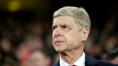 Arsene Wenger priznal, že odďaľovanie odchodu z Arsenalu bola najväčšia chyba