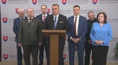 Vyššie dane na knihy možno dostanú stopku. SNS chce nájsť peniaze inde