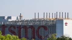 Polovodičov začína byť vo svete prebytok, firmy si vytvorili zásoby a zrejme budú rušiť nové objednávky