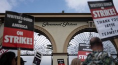 Štrajk amerických scenáristov sa končí, s hollywoodskymi štúdiami podpísali dohodu