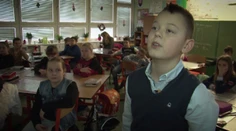 Iba 10-ročný Adam sa postaral piatim sirotám z Ugandy o krásne Vianoce