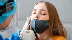 PCR testy odhalili 68 infikovaných novým koronavírusom, pribudlo aj úmrtie