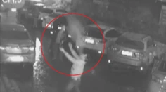 Opitý muž sa zahral na hrdinu. Ženu chcel zachrániť holými rukami