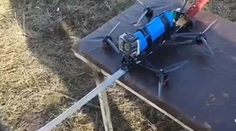 VIDEO: Šialený vynález. Ukrajinskí vojaci sa pochválili „dronom samurajom“, lieta s ostrou katanou