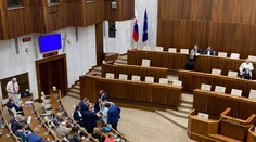Schôdzu k odvolávaniu Borisa Kollára neotvorili. Šéfom parlamentu tak ostáva aj po kauze fyzického násilia