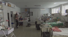 Nemocnica v Charkove sa stala pre mnohých domovom. Po liečbe sa nemajú kam vrátiť