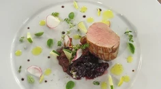 RECEPT NA DNES: Šťavnatá pečená bravčová panenka s čerešňovým chutney