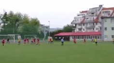 Frajeri z okresu: Ukážková strela zo štvrtej ligy
