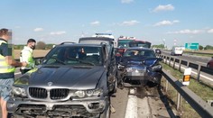 Počet nehôd je nižší ako vlani, no častejšie si vodiči sadajú za volant opití
