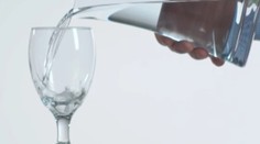 Poslanci v ústave zakázali vývoz vody