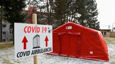 Pred prešovskou nemocnicou už stojí triážny stan pre prípad vysokého počtu pacientov