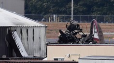 V americkom Connecticute havaroval bombardér, hlásia mŕtvych aj zranených