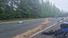 Pri tragickej nehode v Česku zahynula manželka šéfa Tesly Stropkov. On sám bojuje o život