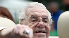 Zomrel legendárny boxersky tréner Louis "Lou" Duva