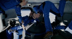 VIDEO: Takto si užíval miliardár Bezos a posádka Blue Origin beztiažový stav