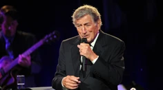 Zomrel legendárny americký spevák Tony Bennett