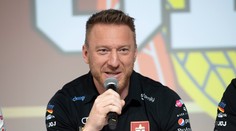 VIDEO: Hossova rozlúčka dnes pobláznila Trenčín. Na ľade sa predstavila svetová hokejová smotánka