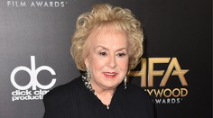 Zomrela herečka Doris Robertsová