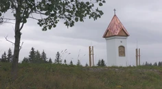 Krížovú cestu so 14 kaplnkami postavili v Mútnom na Orave za rekordné dva dni. Chcú spojiť Boha, prírodu a človeka