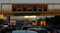 Chcete vyraziť cez víkend na dovolenku? Pozor, vodičov čaká na európskych cestách dopravné peklo