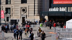 Majstrovské oslavy Kansasu City Chiefs prerušila streľba. Hlásia najmenej jednu obeť