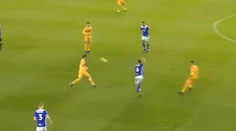 VIDEO: Gól, aký určite ešte nestrelil. Hráčovi v druhej anglickej lige vyšla táto "strela"