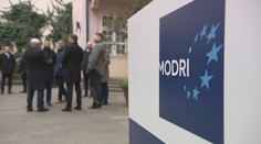 Z letargie ožíva aj svet marketingu. Dzurindovi Modrí si zvolili netradičnú skratku