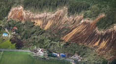 Japonský ostrov Hokkaidó zasiahlo zemetrasenie, zosuvy pôdy zrejme pochovali desiatky ľudí