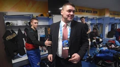 VIDEO: Vzor pre hráčov? Šéf hráčskej asociácie KHL zákerne knokautoval rozhodcu