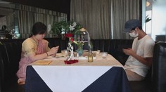 Nič nerobí a napriek tomu slušne zarába. O služby tohto Japonca je v Tokiu veľký záujem