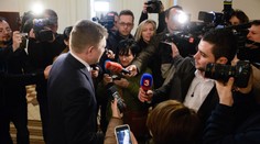 Premiér vyzval ľudí, aby išli voliť
