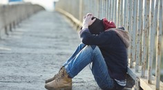 Otrasný prípad šikany. Tri školáčky z Paríža mučili mladšiu žiačku