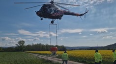 Bratislava nasadila proti komárom vrtuľníky. Biologický postrek má zničiť larvy