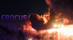 VIDEO: Hlásia najmenej 62 obetí masakru v Moskve. Páchatelia sú na úteku