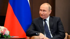 Prezident Putin proti sebe poštval Kremeľ za vojnu na Ukrajine. Diskutuje sa o jeho odchode