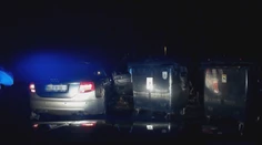 VIDEO: Dramatická naháňačka na pohraničí. Vodič narazil do policajtov, zastavili ho až koše