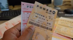 V lotérii Powerball padol gigantický jackpot. Spojené štáty majú nového miliardára