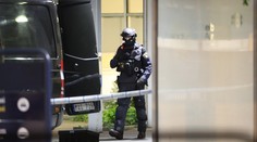 Tragédia na spomienkovom koncerte ABBA: Muž spadol z veľkej výšky na ľudí, zahynuli dve osoby