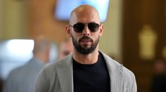 Kto je Andrew Tate? Milionár, influencer a samozvaný mizogýn čelí obvineniam v dvoch krajinách