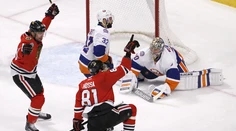 Hossa sa opäť posunie v historických tabuľkách NHL