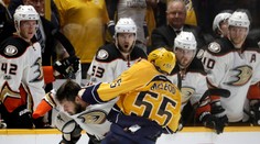 VIDEO: Nashville vyrovnal sériu s Anaheimom, rozhodla tečovaná strela