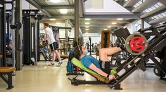 Majitelia fitnescentier z čiernych okresov sú nahnevaní. Politici podľa nich oklamali zaočkovaných