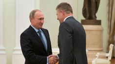 Desiatky osobností sa spojili proti Ficovi. Kritizujú jeho cestu do Ruska