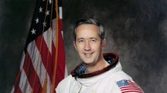 NASA smúti. Zomrel významný astronaut James McDivitt, veliteľ misie Apollo 9
