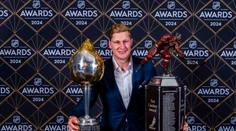 MacKinnon s dvoma trofejami, nováčik jasný. V NHL odovzdávali individuálne ocenenia