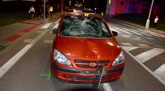 Muža v Topoľčanoch zrazila na priechode pre chodcov. S vážnymi zraneniami ho previezli do nemocnice