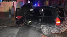Opitý tínedžer (14) nabúral v Dobšinej do domu, nafúkal až 1,5 promile