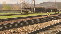 Koľajnice sa nám doslova rozpadajú pod vagónmi. Železničiari chcú viac peňazí, štát má iný názor