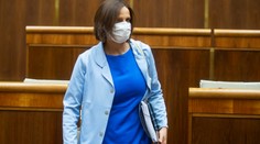 Pellegrini by očakával Kolíkovej odchod z funkcie, ona sa odísť nechystá