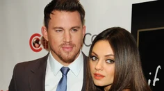 Krásna Mila Kunis šikovne zamaskovala tehotenské bruško